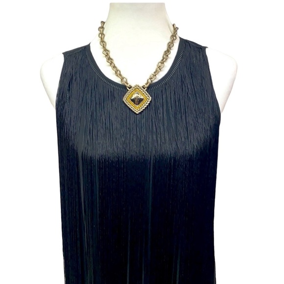 Michael Kors Fringes Sleeveless Blouse - Picture 3 of 6